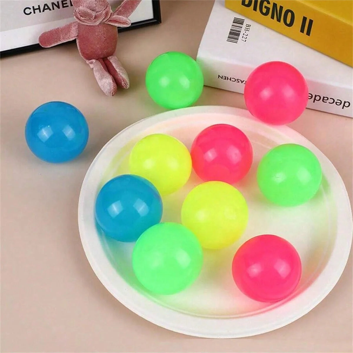 Glow Sticky Balls – Fun Squeeze Fidget Set