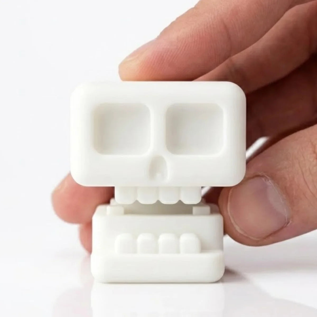 Skull Clicker - Clean looking Satisfying pocket clicker (Best Seller) 🤯😄
